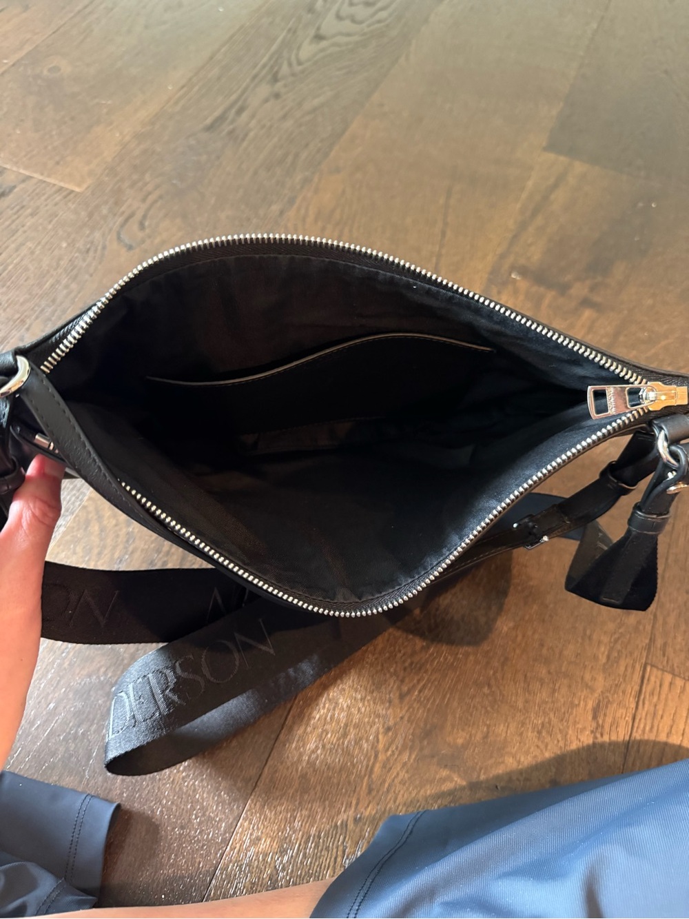 JW Anderson The Medium Bumper-Moon Bag - Picture 4 of 4